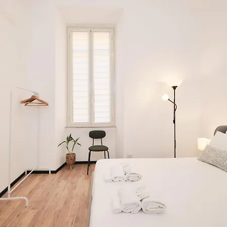 Termini Station 5 Minutes - Free Wi-fi & Netflix Apartment *